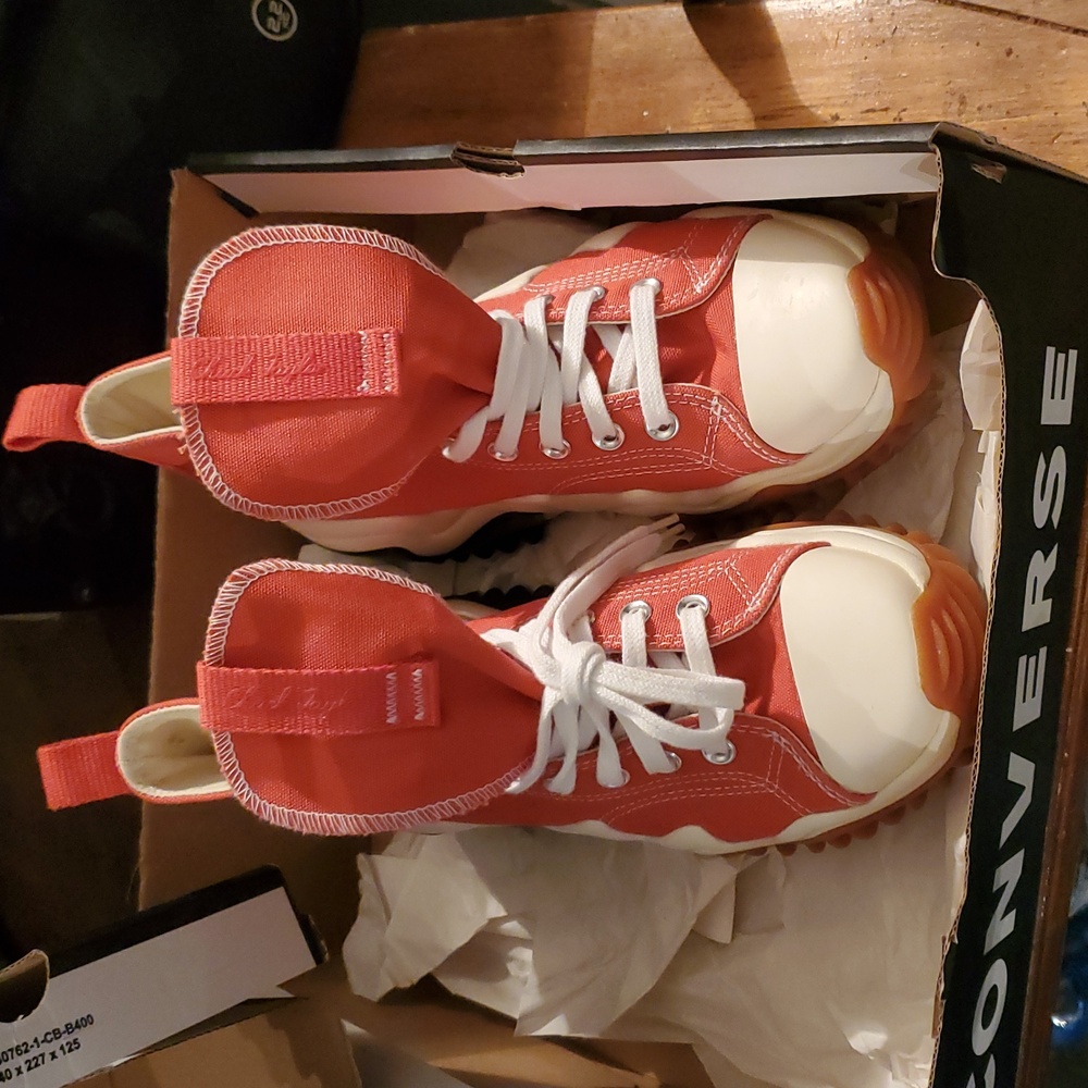 Converse. ( Ea) Flash. $80 First Pair - image 7